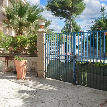 Spacious In 110 M² + Sea View Granelli