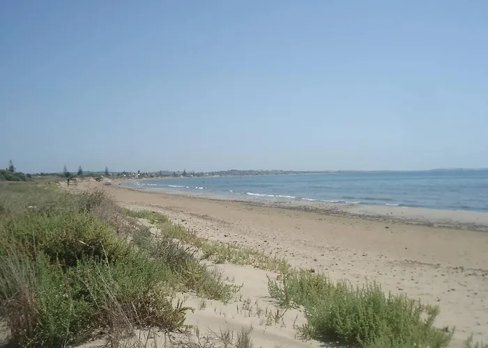 Spacious In 110 M² + Sea View